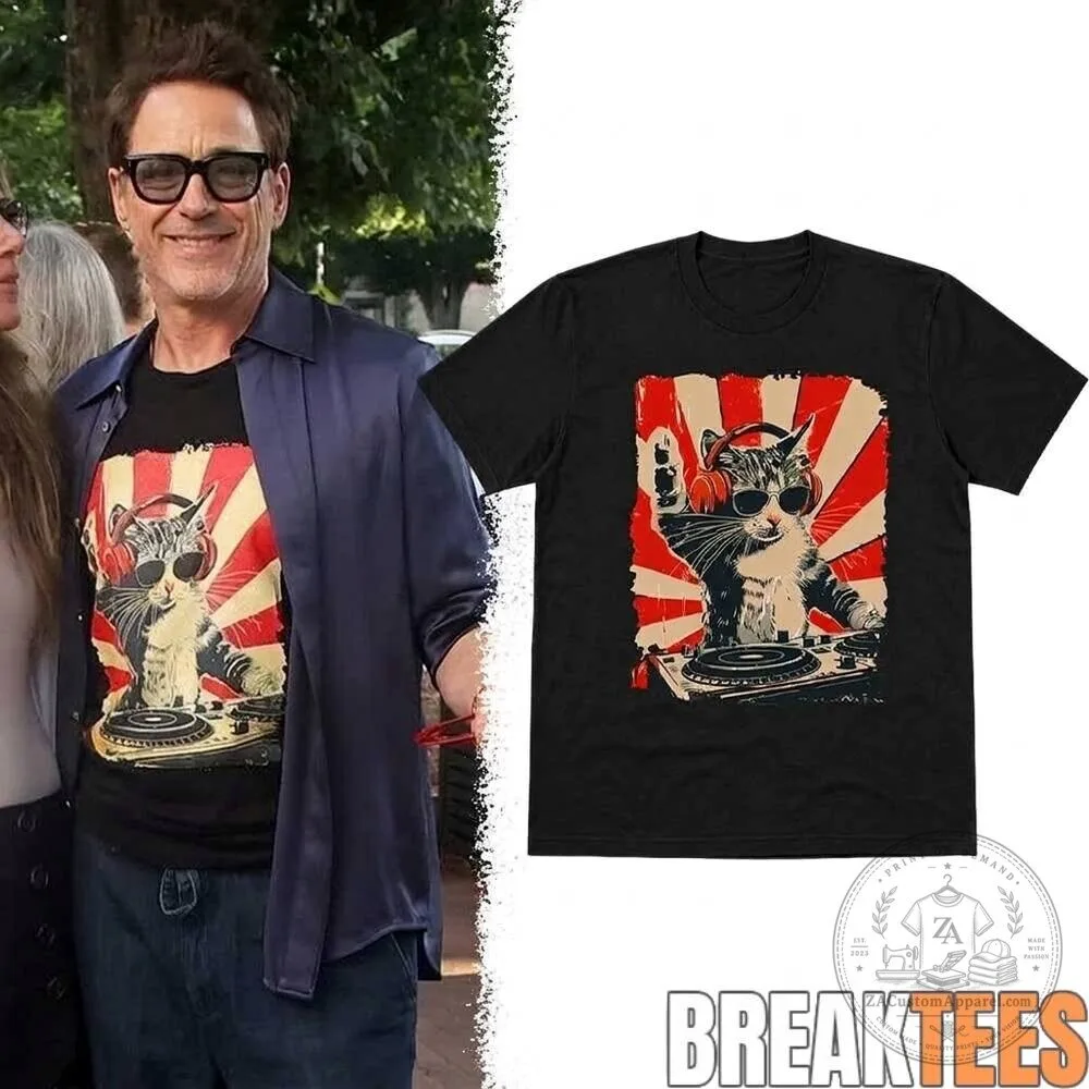 Robert Downey Junior Wearing DJ Cat With Headphones And Turntable Graphic T-Shirt 1 Robert Downey Junior Wearing DJ Cat With Headphones And Turntable Graphic T-Shirt