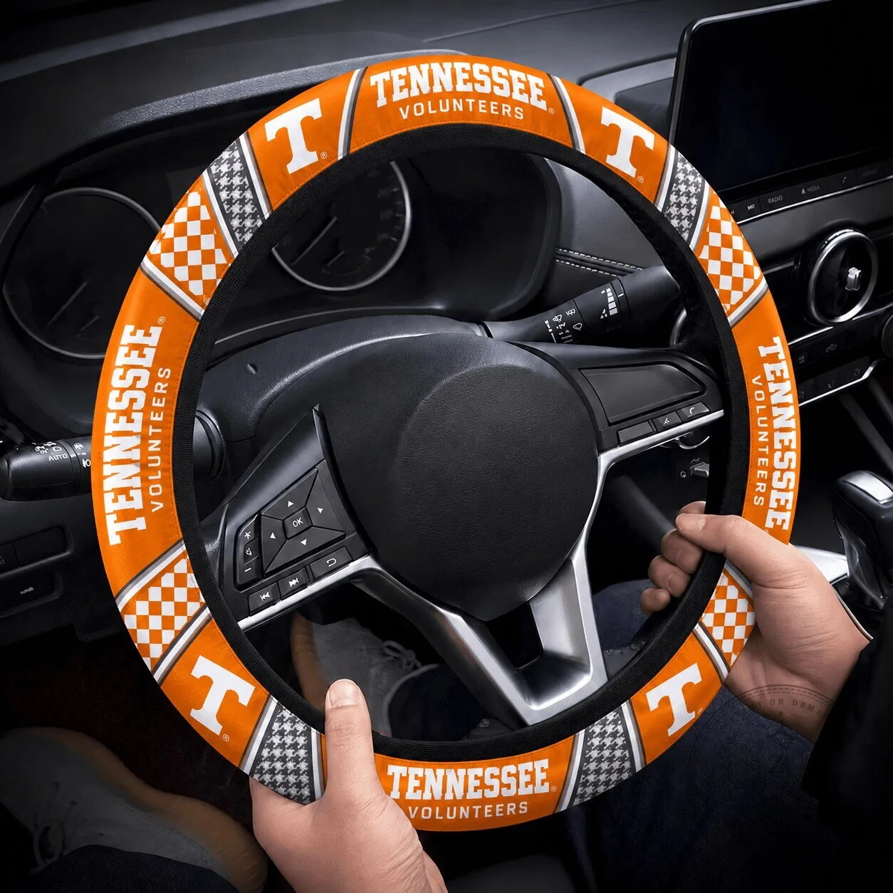 Tennessee Volunteers Checkerboard Pattern Car Steering Wheel Cover